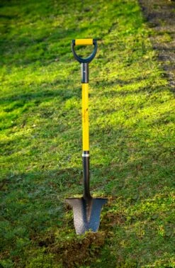 Glorious Outdoor SPEARHEAD SHFD3XL Gartenschaufel Mit Fiberglasgriff, 102 Cm -Entspannender Garten 2016980000 prod 002
