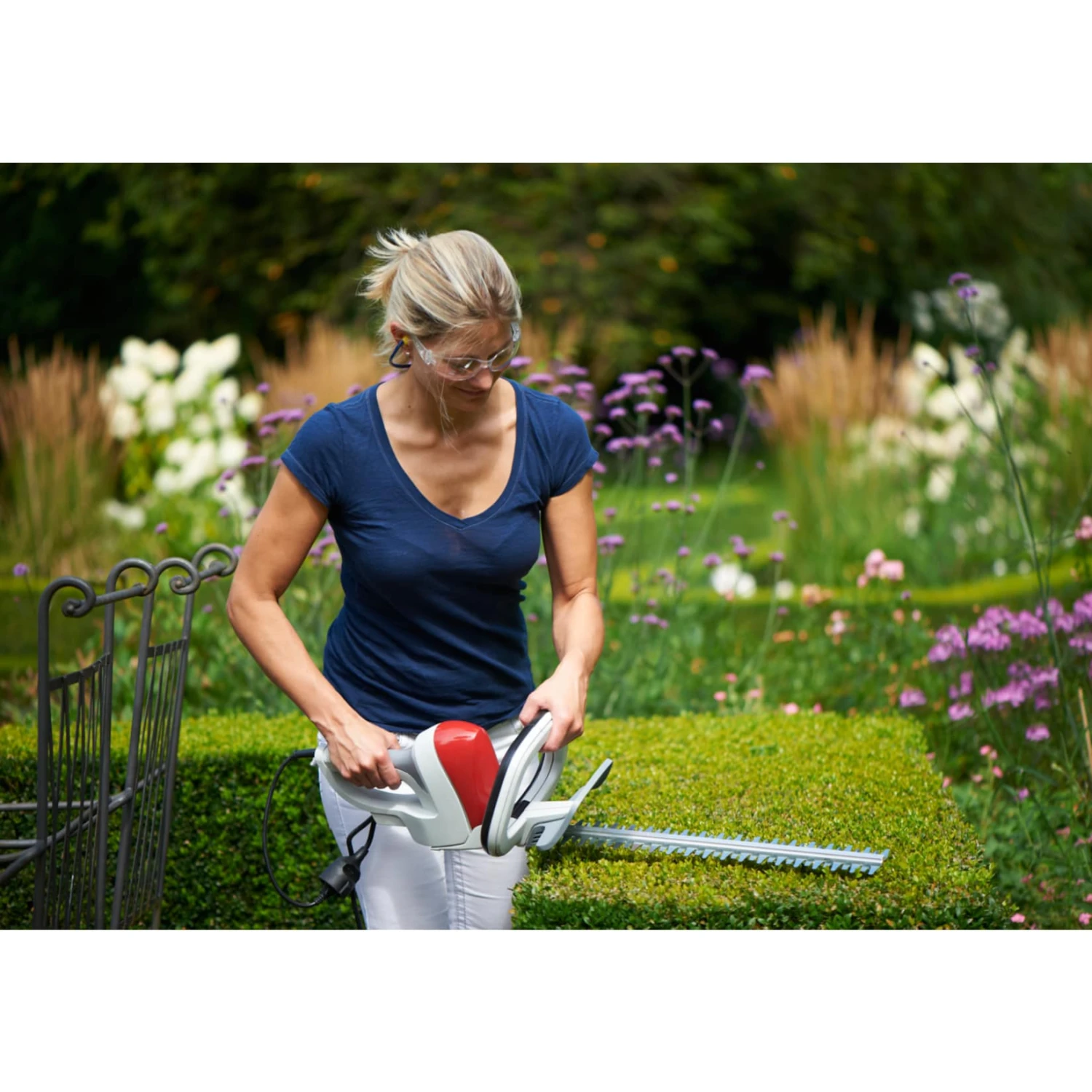 Ikra FHS 1555 Elektro-Heckenschere 4 Ikra FHS 1555 Elektro-Heckenschere – Bild 4