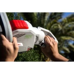 Ikra IAHS 40-5425 Solo 40 V Akku-Heckenschere 9 Ikra IAHS 40-5425 Solo 40 V Akku-Heckenschere -Entspannender Garten 2031610000 prod 004