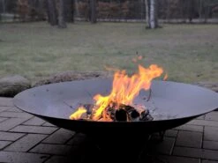 Nonjoo. Feuerstelle Laki -Entspannender Garten 2307665000 prod 004