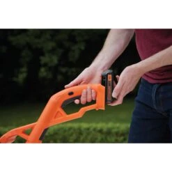 Black & Decker BLACK+DECKER Rasentrimmer Akku-Rasentrimmer ST1823, 18Volt -Entspannender Garten 8600269300 1335644 prod 005