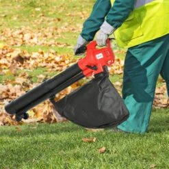 Outsunny Laubgebläse 3000 W Starkes Laubgebläse, 3-in-1 Funktion, 45-Liter-Fangsack Rot 118 X 17 X 29 Cm (LxBxH) | Vakuumgebläse Laubbläser Blätter Abfall -Entspannender Garten 8600336600 845 488V90 prod 003